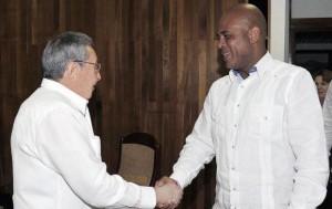 Raúl Castro se reunió con su homólogo haitiano Michel Martelly.