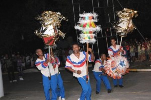 El carnaval espirituano contará, como es tradicional, con la evolución de las comparsas y la exhibición de carrozas. 