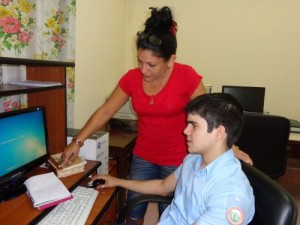 Intensas jornadas de preparación consagran a Daniel Pastor junto a su entrenadora. 