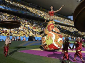 Momentos de la inauguración de la copa mundial de fútbol en Brasil.