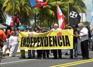 Puertorriqueños buscan la independencia de la Isla de la administración de Estados Unidos.