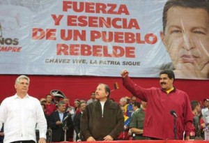 El Primer Vicepresidente de los Consejos de Estado y de Ministros, Miguel Díaz-Canel, llevó el abrazo del pueblo cubano. 