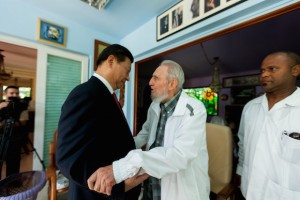 Fidel y Xi Jinping reflexionaron acerca de diversos temas de interés internacional.  Foto: Alex Castro.