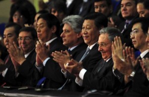 Raúl y Xi Jinping, junto a otros altos dignatarios, asistieron a la gala Amistad Cuba-China .