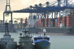 Los barcos que llegaron al puerto cubano portaban una media de 280 a 300 contenedores.