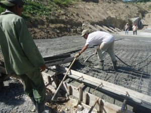 La fundición del nuevo aliviadero de Lebrije requirió de unos 2 000 metros cúbicos de hormigón. 