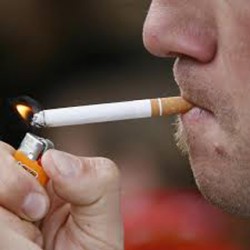 El consumo de tabaco es responsable de la muerte de mil 500 cubanos al año por cáncer de pulmón.