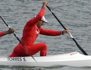 Serguey Torres, lideró el C-2 antillano en calidad de hombre proa. Foto: www.rpctv.com