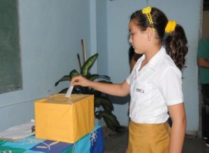 Las elecciones se realizan en todos los colectivos de primaria, secundaria básica y la enseñanza especial del país.