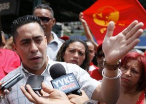Serra fue electo como legislador en los comicios parlamentarios de septiembre del 2010 y además creó el Movimiento Avanzada Revolucionaria.