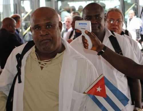 Liberia and Guinea Thank Cuba for Assistance against Ebola