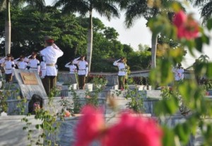 Los restos de una veintena de combatientes del Frente Norte de Las Villas fueron inhumados en el mausoleo del Complejo Histórico Camilo Cienfuegos.