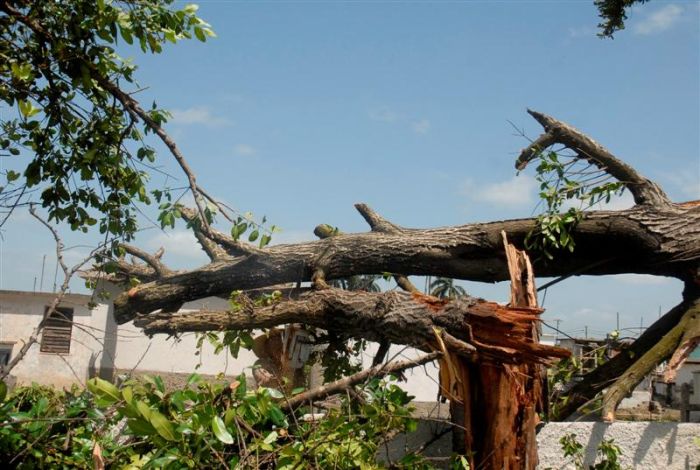 Sancti spiritus, tornado, tormenta local severa, lluvias, comunales, jatibonico, viviendas