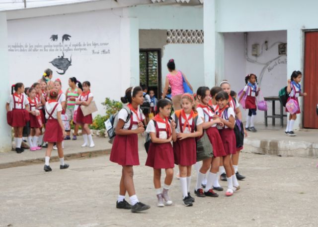 sancti spiritus, educacion, curso escolar