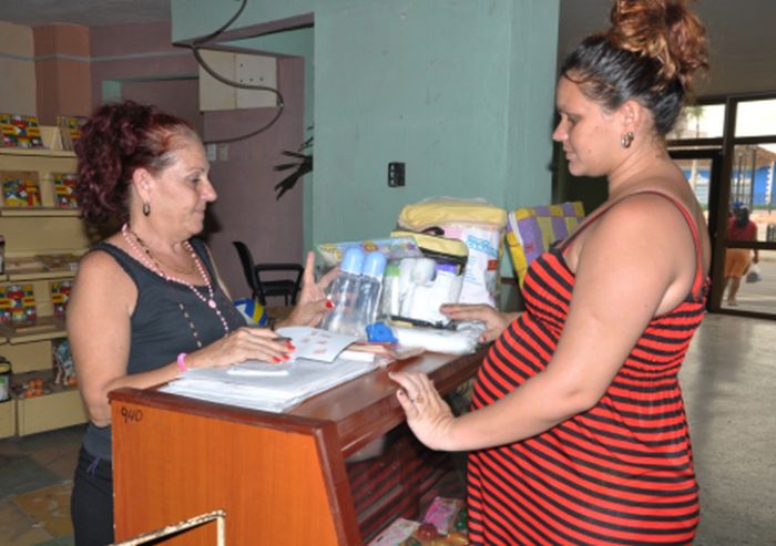 sancti spiritus, comercio, asistencia social, embarazadas, comercio interior