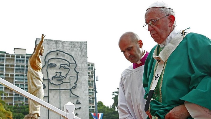 Papa Francisco en la Plaza de la Revolución. (Foto: Vatican Insider)