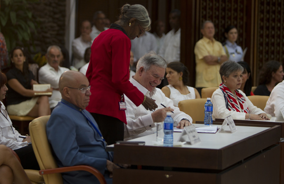 colombia, paz en colombia, farc-ep, juan manuel santos, raul castro, cuba