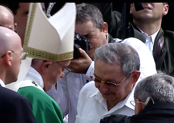 cuba, papa francisco en cuba, papa fracisco, plaza de la revolucion, misa, la habana, raul castro, colombia