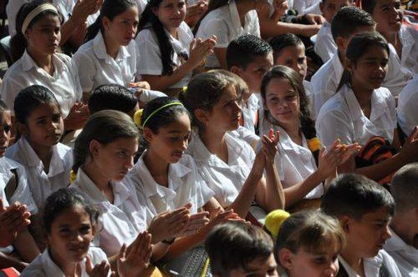 sancti spiritus, eucacion cubana, curso escolar, educacion primario, enseñanza especial, secundaria basica, universidad