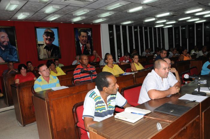 sancti spiritus, educacion en sancti spiritus, cobertura docente, pleno del comite provincial del partido