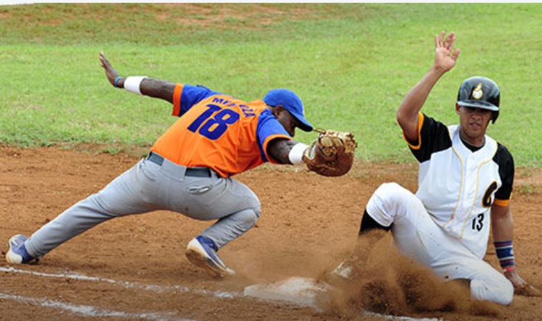 El equipo de Sancti Spíritus volvió a quedar fuera de los play off en la Serie Nacional de Béisbol. (Foto: Lorenzo Crespo).