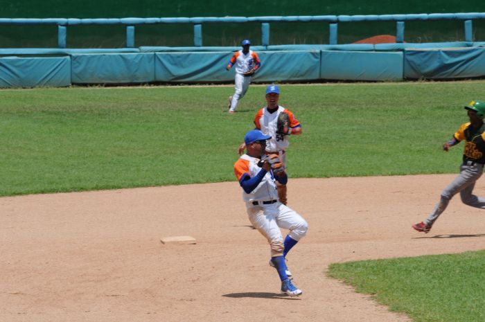 sancti spiritus, los gallos, serie 55 de beisbol, gallos 55 snb