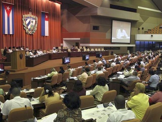 asamblea nacional del poder popular, parlamento cubano, economia cubana, raul castro, esteban lazo, cuba