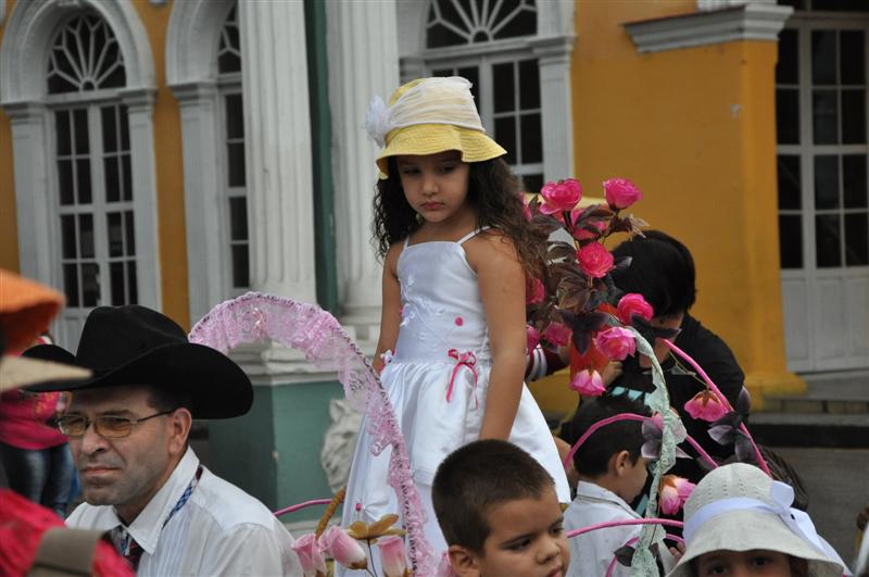 sancti spiritus, desfile martiano, jose marti, niños, niñas