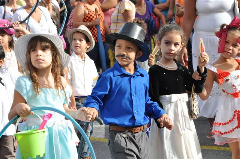 sancti spiritus, desfile martiano, jose marti, niños