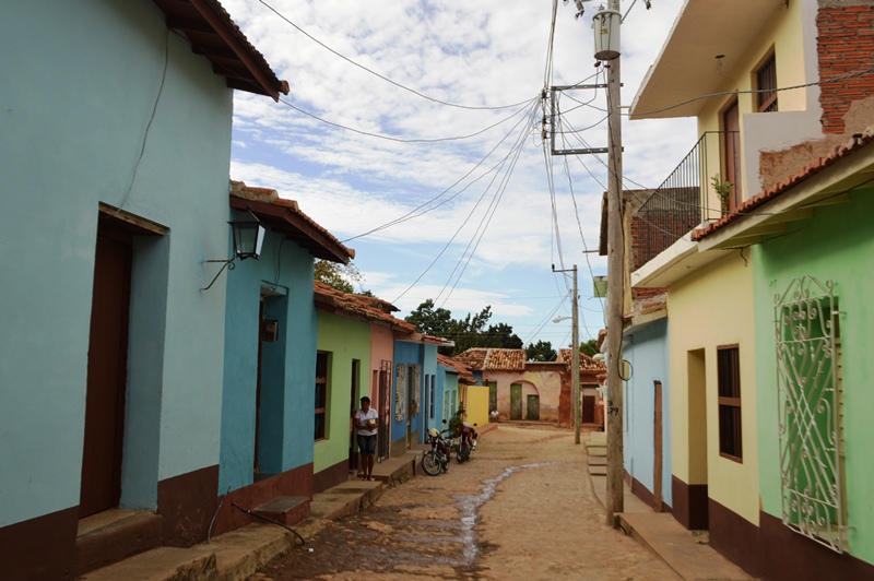 Con la intervención ya suman 135 viviendas reparadas en toda la zona. (Foto: Carlos Luis Sotolongo Puig/Escambray Digital)
