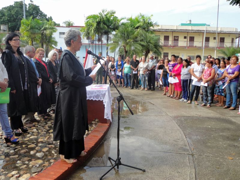 En la provincia de Sancti Spíritus fueron investidos para el cargo los jueces legos de las diferentes salas del Tribunal Provincial y de los ocho tribunales municipales. Foto: Escambray Digital