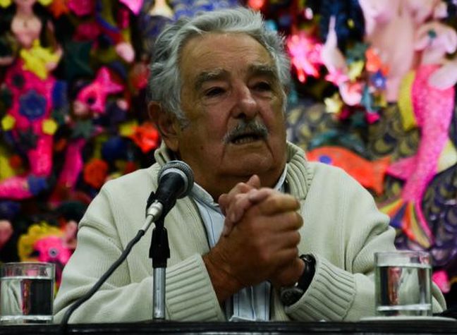 Mujica durante la conferencia impartida en la sala Che Guevara de la Casa. (Foto: ACN)