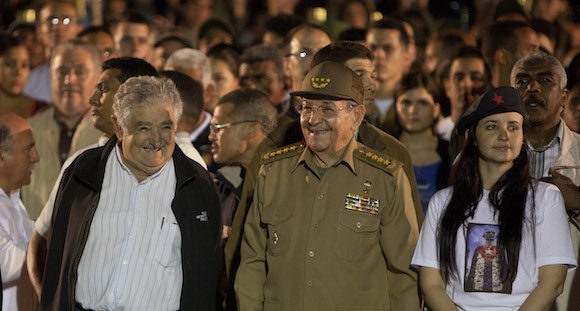 cuba, marcha de las antorchas, jose marti, la habana, raul castro