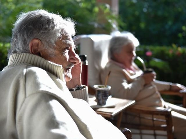 cuba, uruguay, pepe mujica, mesa redonda