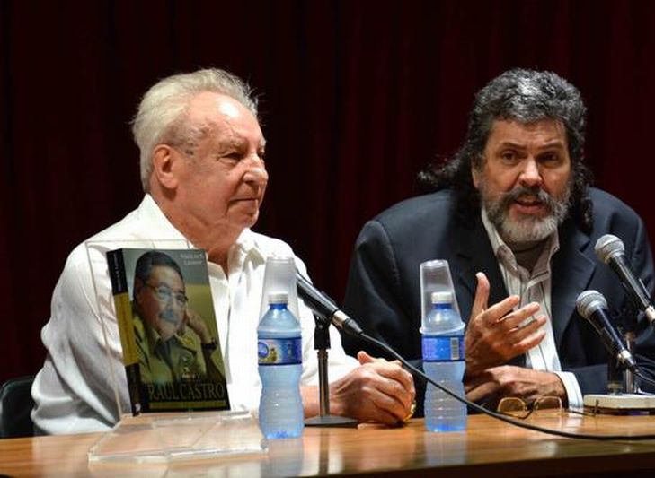 Nikolai Serguéievich Leonov(I) presentó su libro: Raúl Castro, Un Hombre en Revolución. (Foto: ACN)