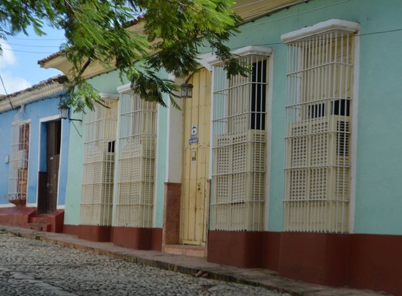 sancti spiritus, hostales en trinidad, turismo no estatal, banco