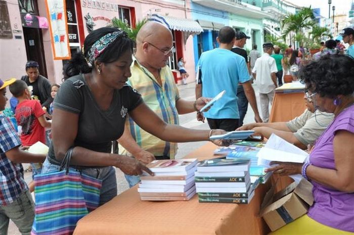 sancti spiritus, feria del libro, fidel castro, feria internacional del libro 2016