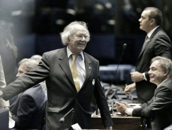 El Premio Nobel de la Paz, Adolfo Pérez Esquivel, irrita a opositores brasileños al denunciar intento de Golpe de Estado en el Senado de ese país. (Foto: @PrensaPEsquivel.)