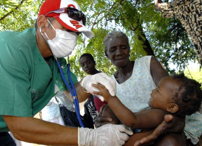 Los colaboradores cubanos han llegado a regiones donde en algunas jamás sus habitantes habían sido asistidos por un médico.