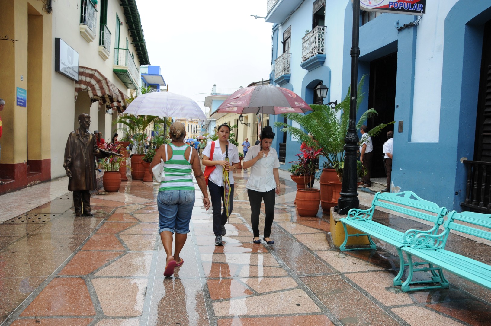 Las lluvias ocurrieron como resultado del calentamiento del día. (Foto: Vicente Brito/ Escambray)