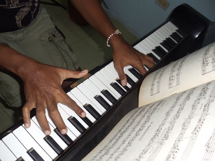 sancti spiritus, piano, escuela de arte ernesto lecuona