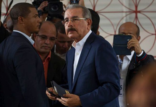 Danilo Medina, el actual presidente, encabeza el conteo. (Foto: Getty)