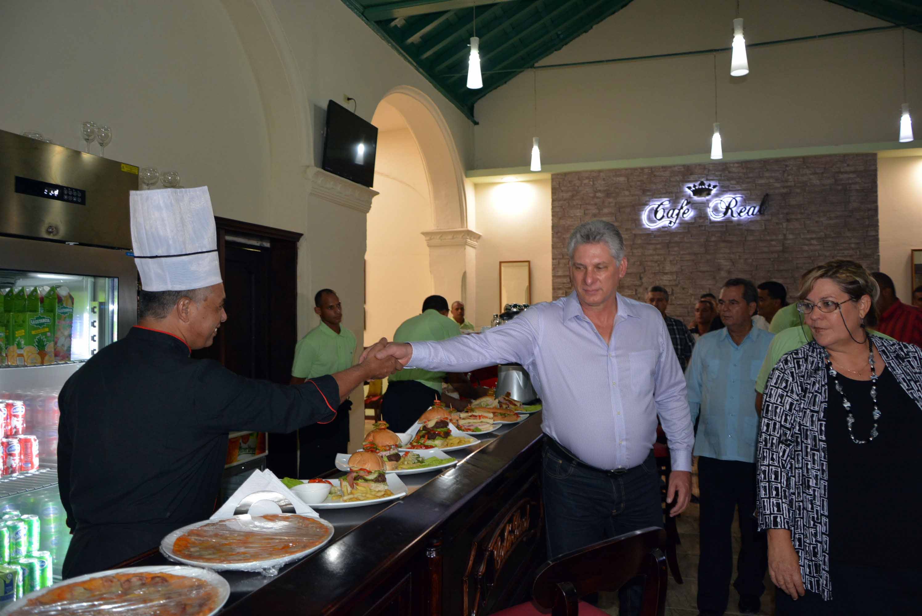 Miguel Díaz-Canel, Sancti Spíritus, Sancti Spíritus en 26, comercio, Cuba