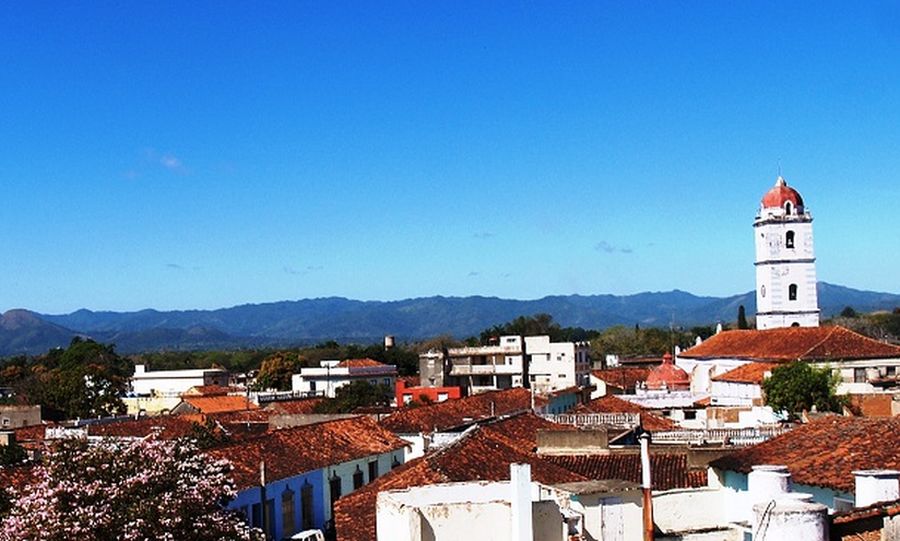 sancti spiritus en 26, villa del yayabo, obras sociales