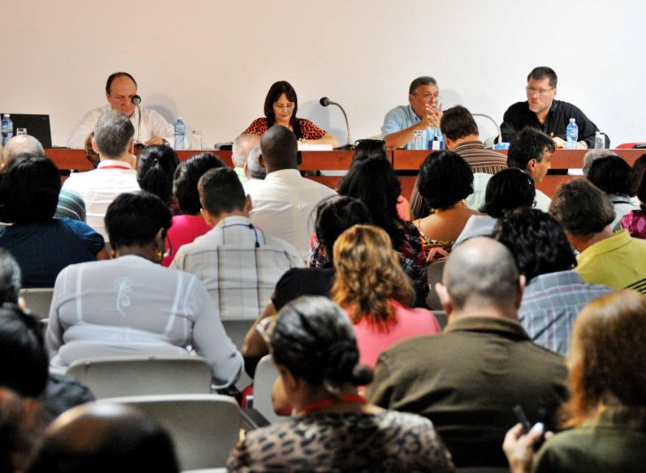 asamblea nacional de poder popular, cuba, diputados cubanos, parlamento cubano, economia cubana