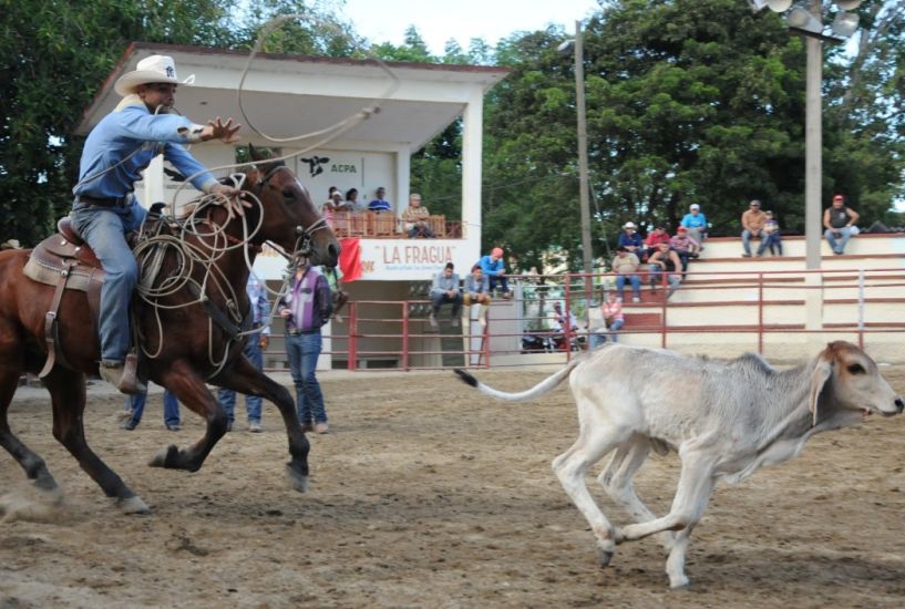 sancti spiritus, rodeo cubano, parque de ferias delio luna echemendia