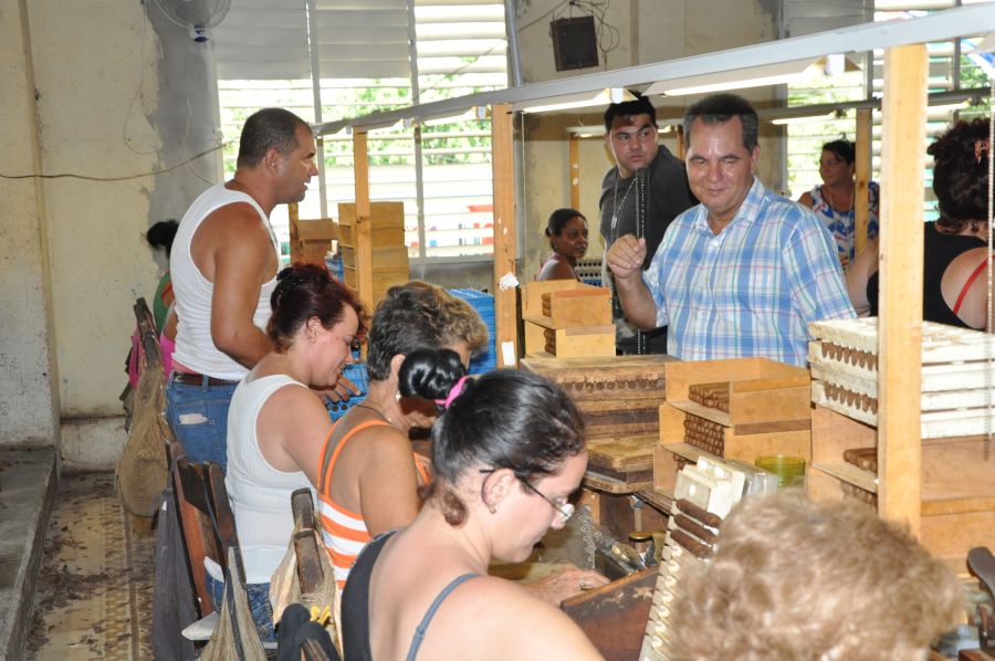 sancti spiritus en 26, taguasco, fabrica de tabaco, taguasco
