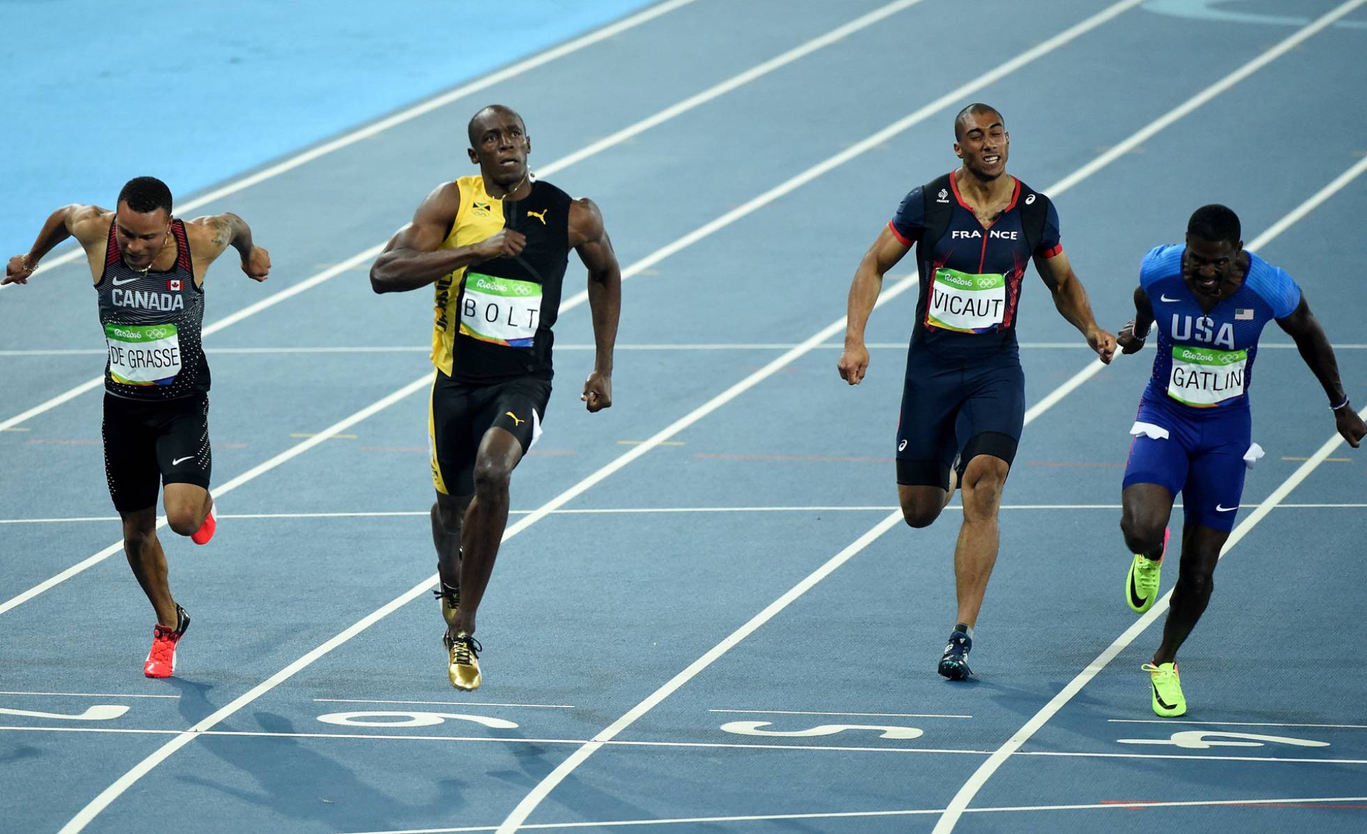 Usain Bolt ganasu tercer oro en los 100 metros. (Fotos: Getty Images)