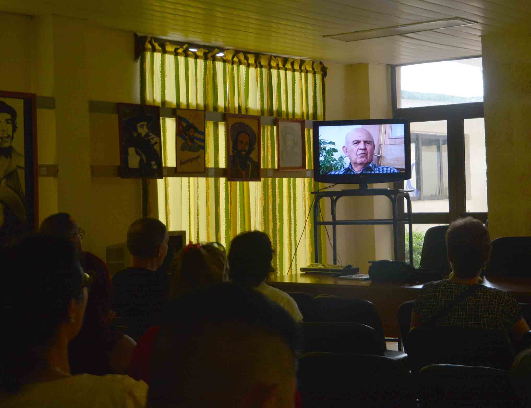 El audiovisual es fruto de un proyecto entre la Agencia de Medios Alternativos y Taller Editorial (AMATE), con sede en Los Ángeles, Estados Unidos, y la UPEC. (Foto: Oscar Alfonso)