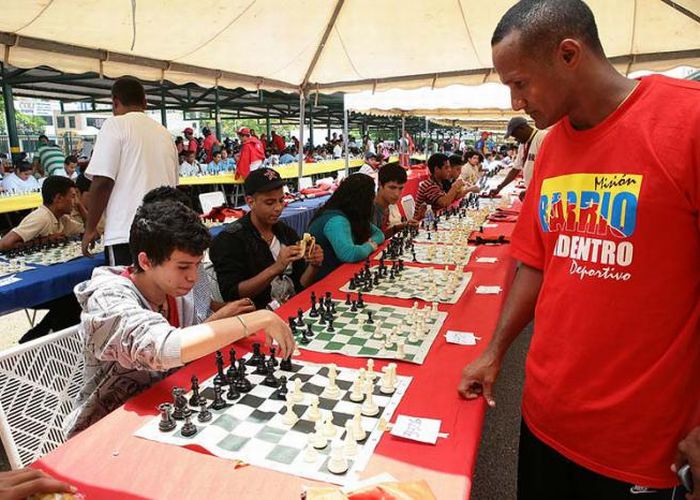 cuba, venezuela, barrio adentro deportivo